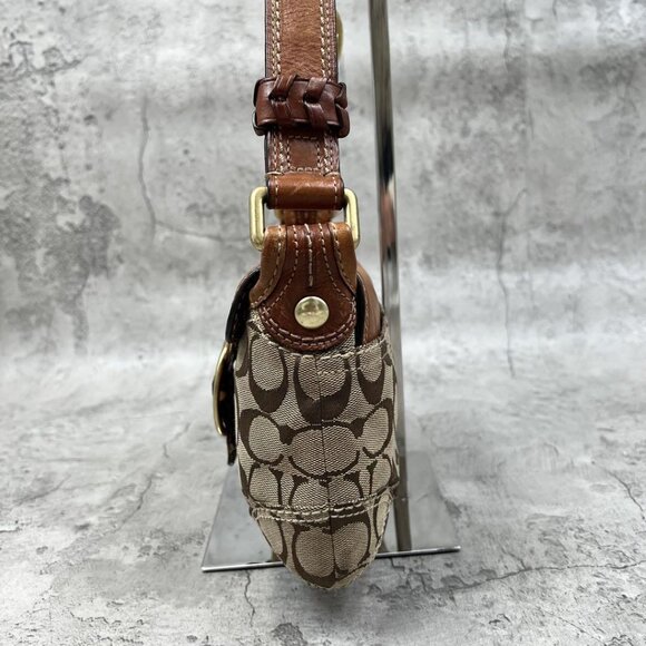 COACH SOHO Flap Legacy Signature Hand Bag - Picture 4 of 16